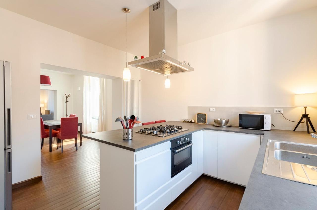 Joivy Spacious Family Apt For 4, In Carignano, Генуа Екстериор снимка